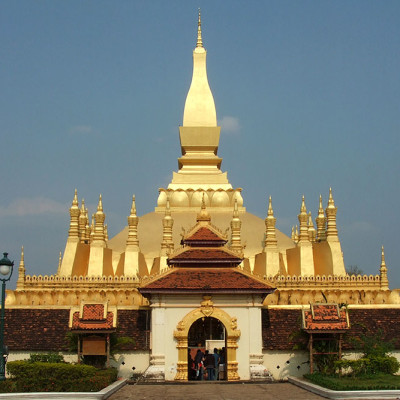 That Luang stupa